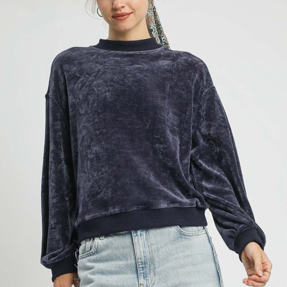Umgee Velour‎ Crewneck Balloon Sleeve Sweatshirt